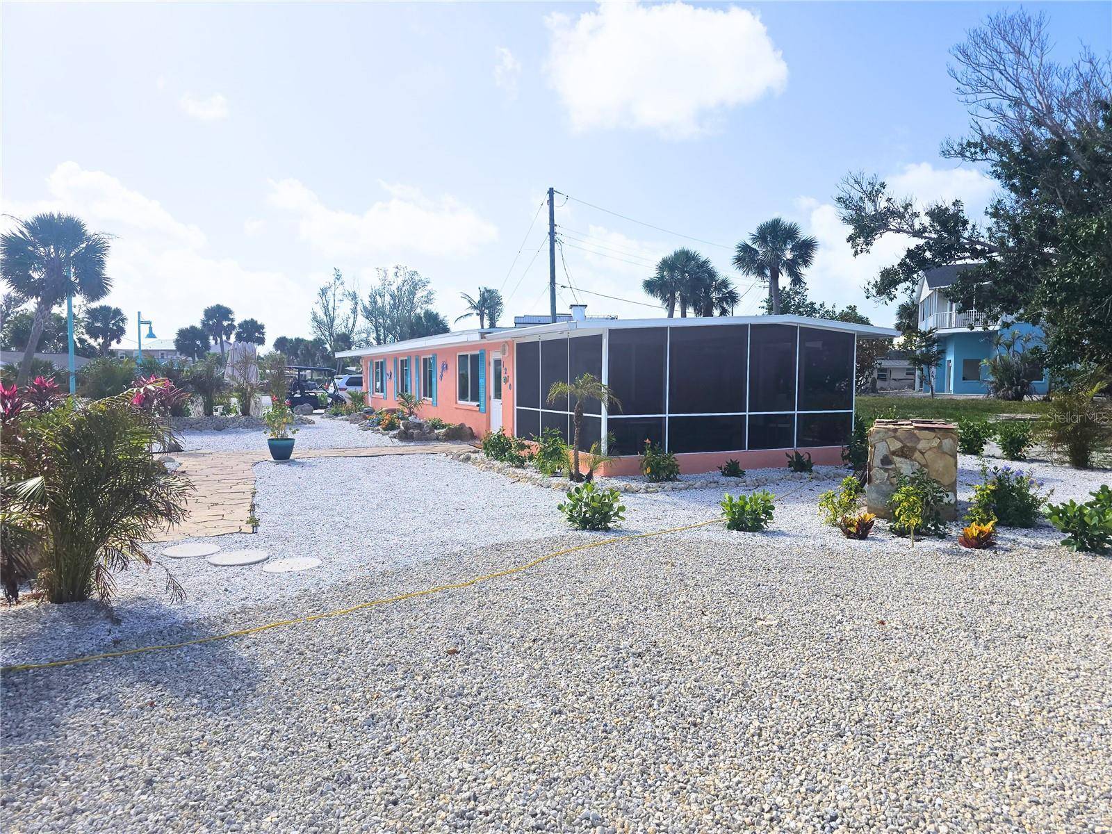 1270 GULF BLVD #A&B, Englewood, FL 34223