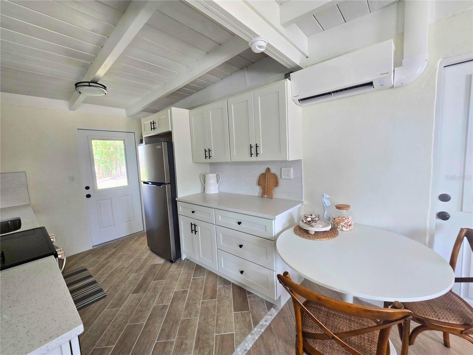 1270 GULF BLVD #A&B, Englewood, FL 34223