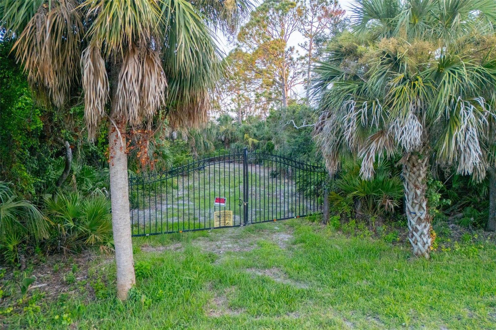 BAYSHORE DR, Englewood, FL 34223