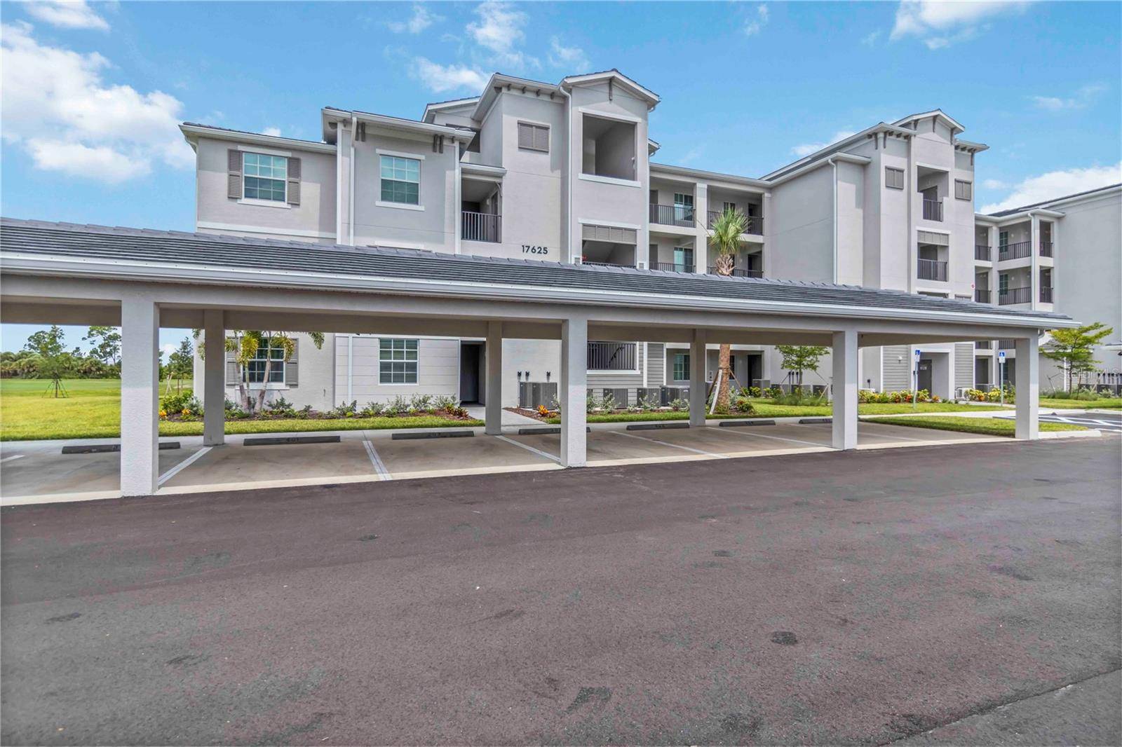 17625 OPAL SAND DR #302, Venice, FL 34293