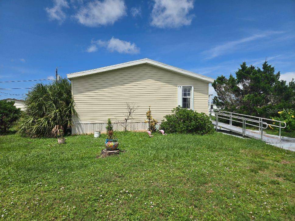 1366 FLAMINGO DR, Englewood, FL 34224