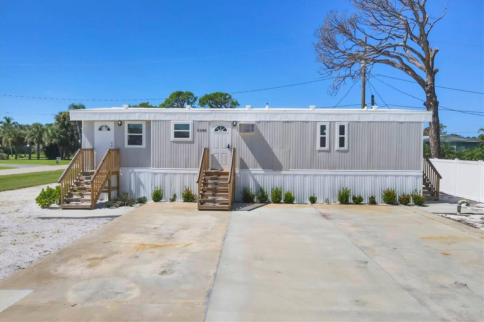 3280 HOLLY AVE, Englewood, FL 34224