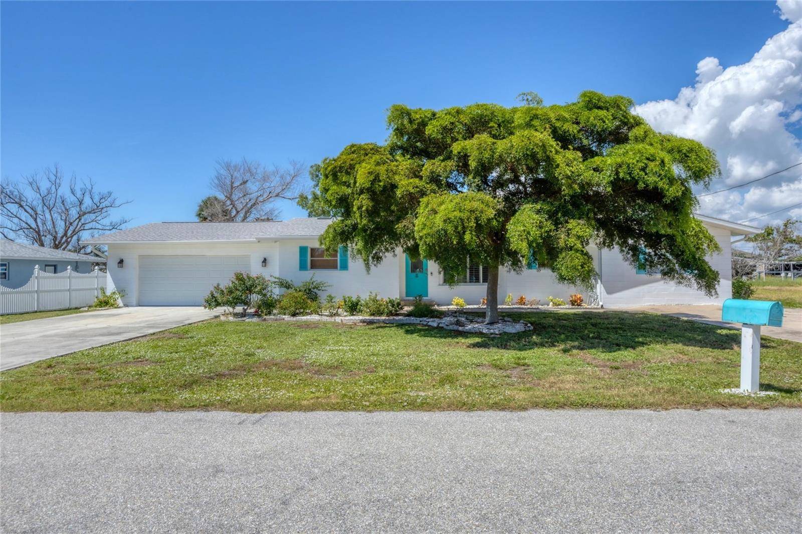 1944 PENNSYLVANIA AVE, Englewood, FL 34224