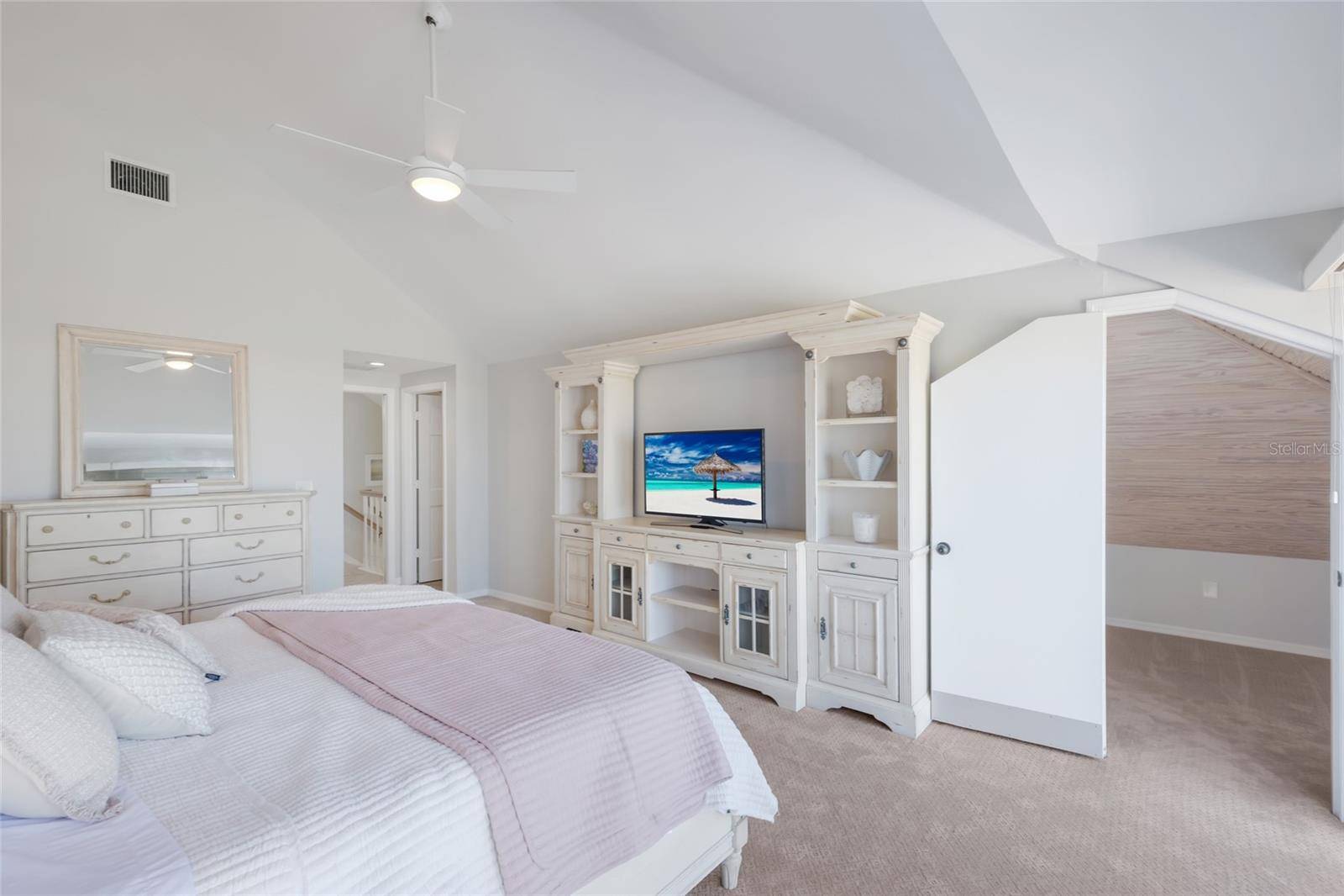 17 SEAWATCH DR, Boca Grande, FL 33921