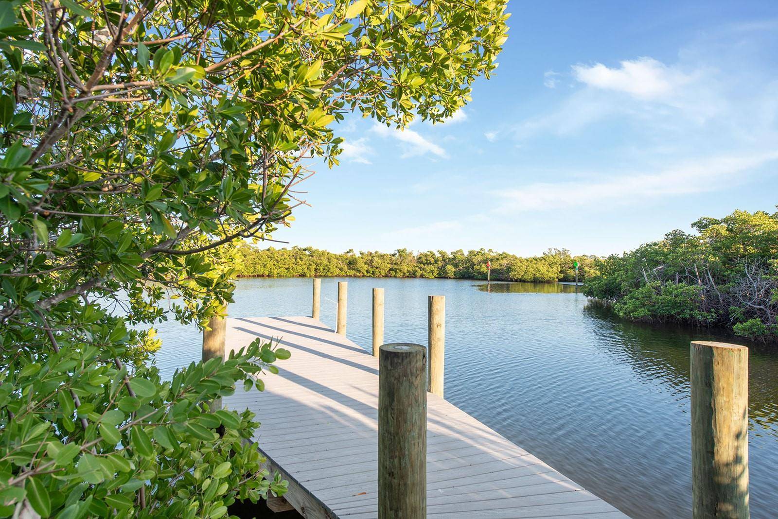 300 E BAY HEIGHTS AVE, Englewood, FL 34223