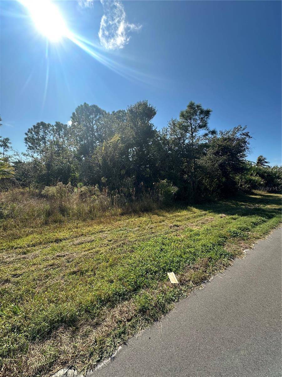 10405 ROCKFORD AVE, Englewood, FL 34224