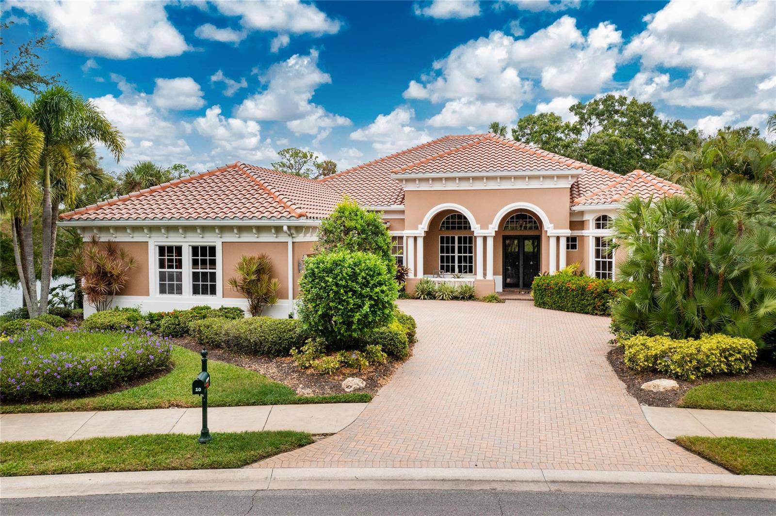 10 BOCA ROYALE BLVD BLVD, Englewood, FL 34223
