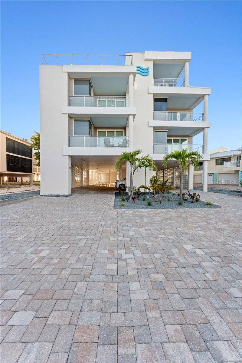 2708 N BEACH RD #2, Englewood, FL 34223