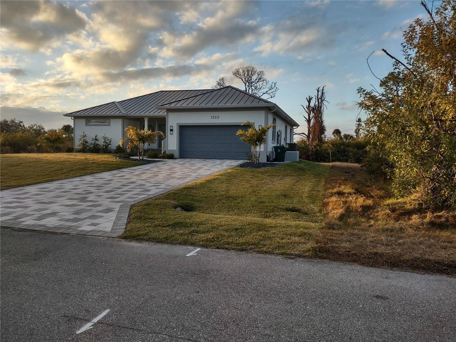 1222 UNDERHILL CIR, Port Charlotte, FL 33953