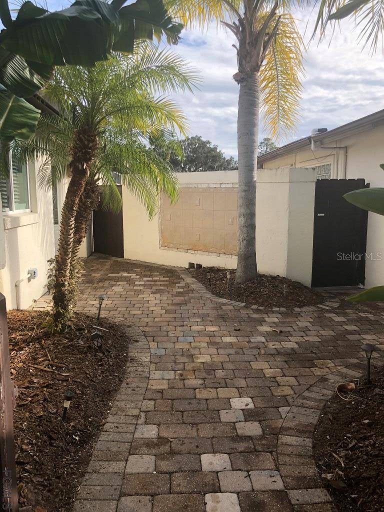 87 CLUB HOUSE DR, Palm Coast, FL 32137
