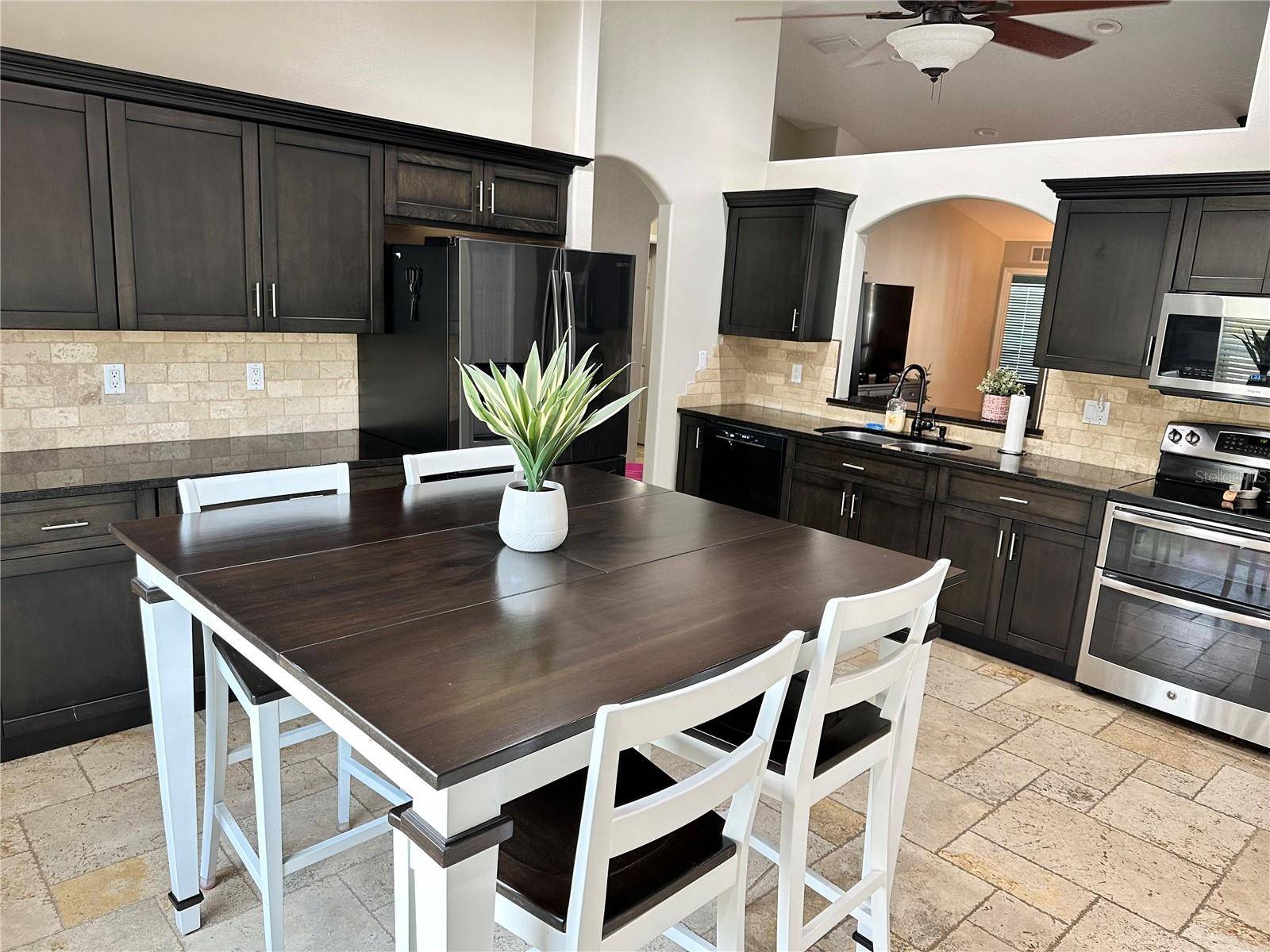 7 LANCASTER LN, Palm Coast, FL 32137