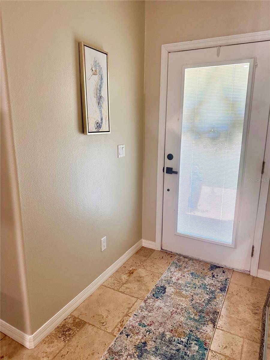 7 LANCASTER LN, Palm Coast, FL 32137