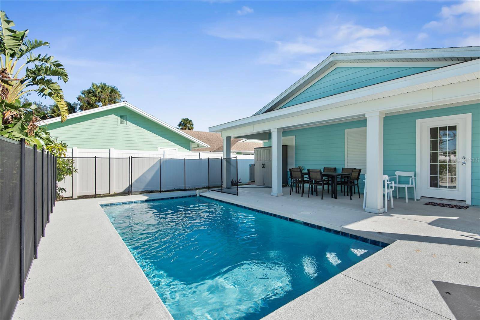 27 MALACOMPRA RD, Palm Coast, FL 32137