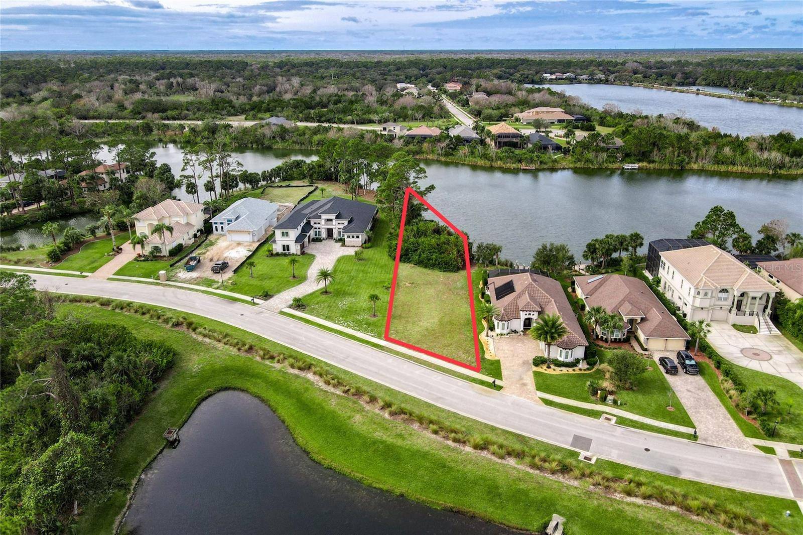 22 HERON DR, Palm Coast, FL 32137