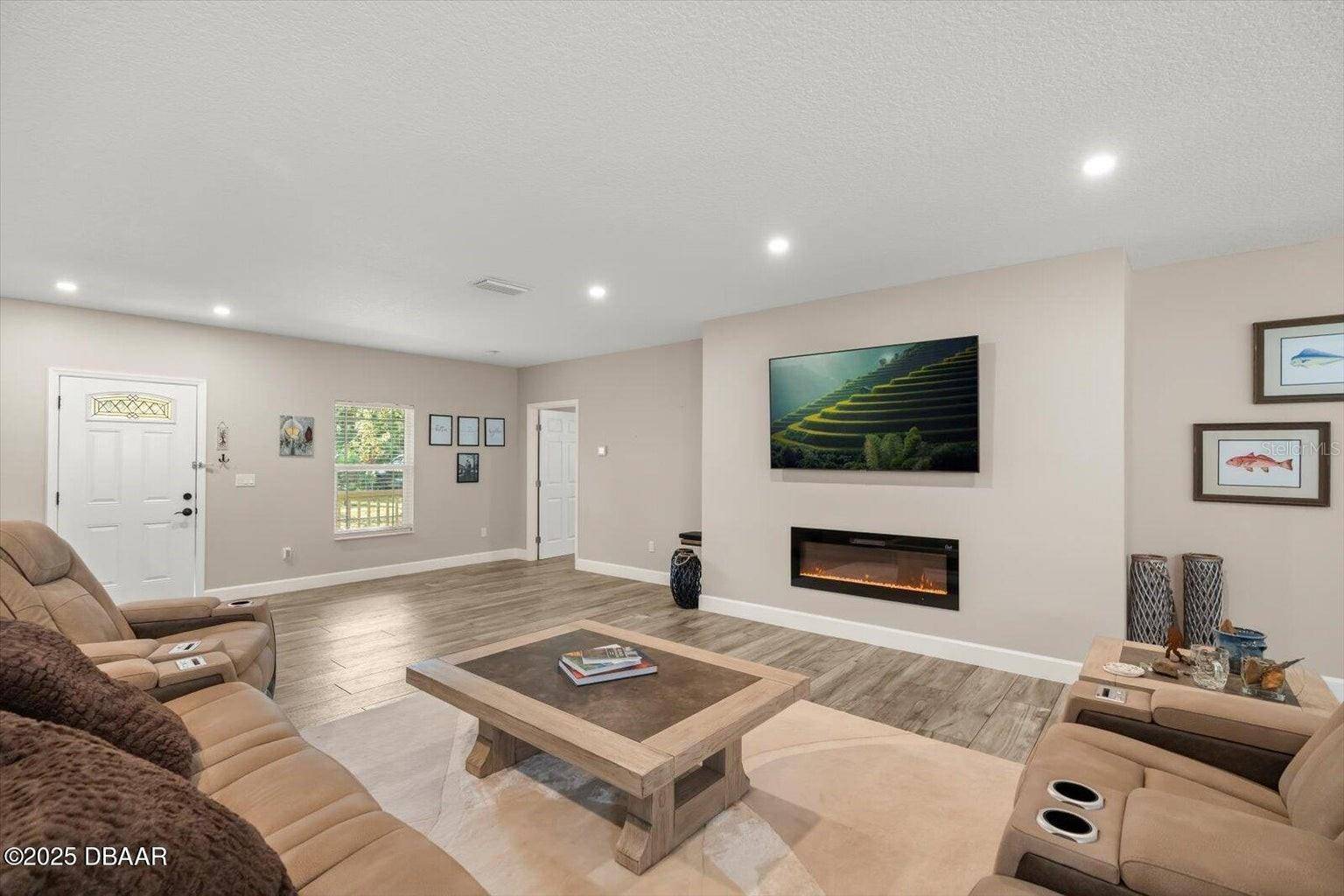 2995 RAGIS RD, Edgewater, FL 32132