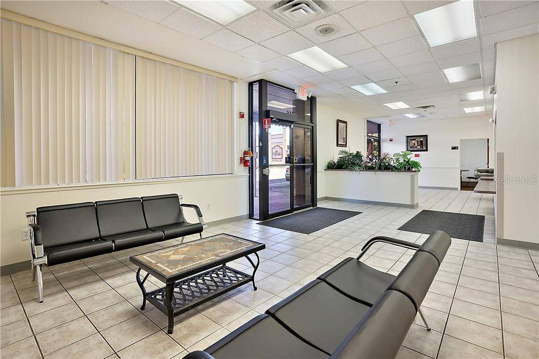 711 W MAIN ST, Leesburg, FL 34748