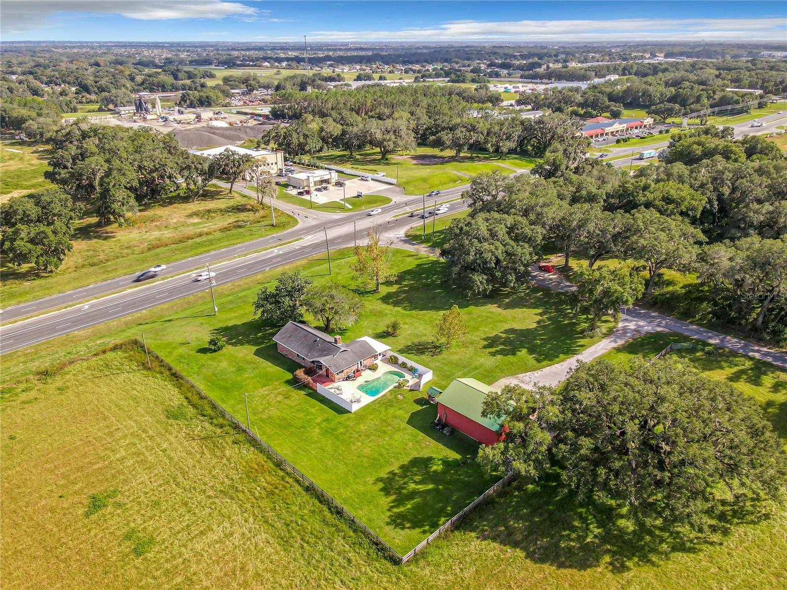 10038 N US HIGHWAY 301, Oxford, FL 34484