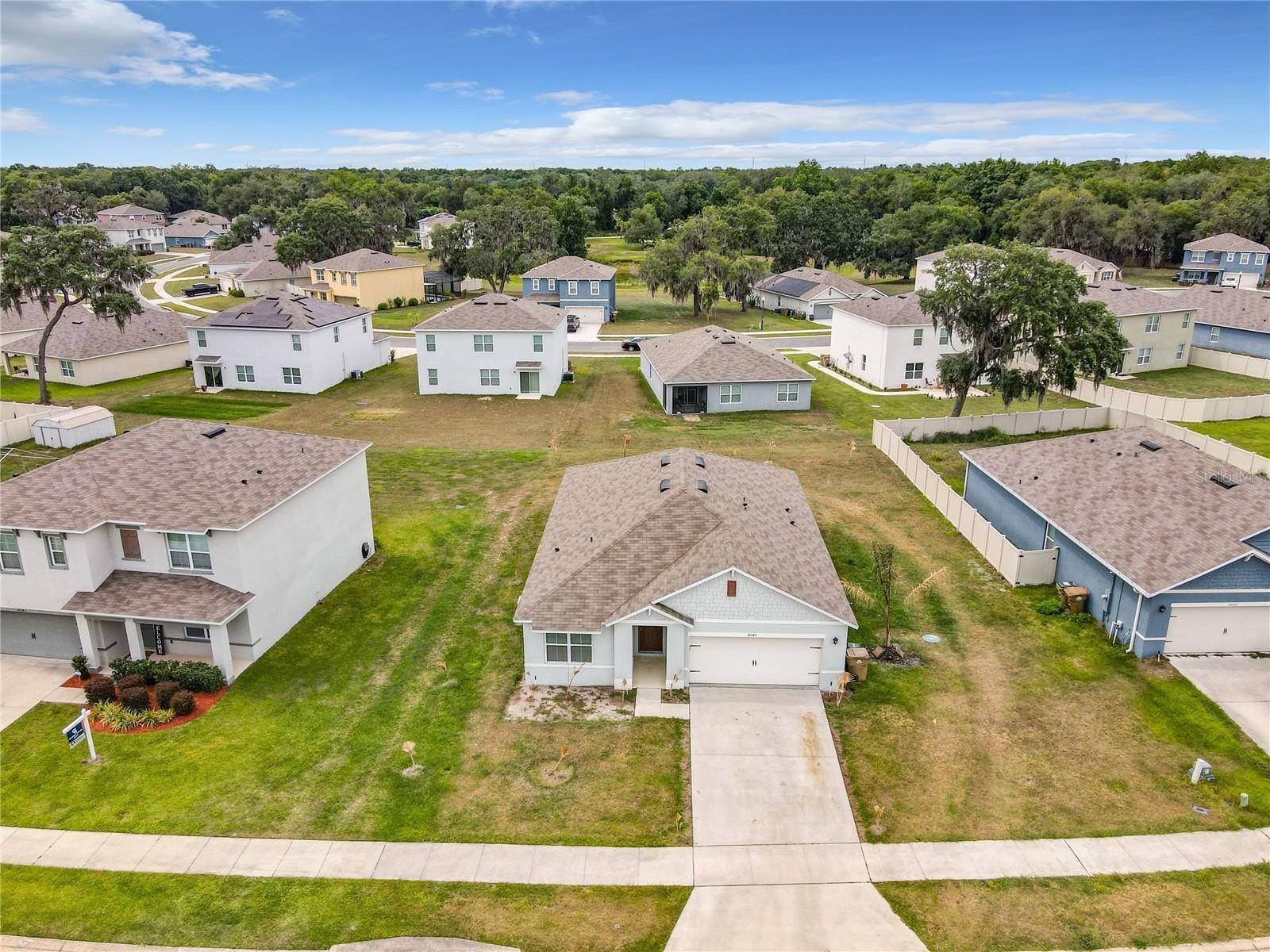 10547 BURLWOOD DR, Leesburg, FL 34788