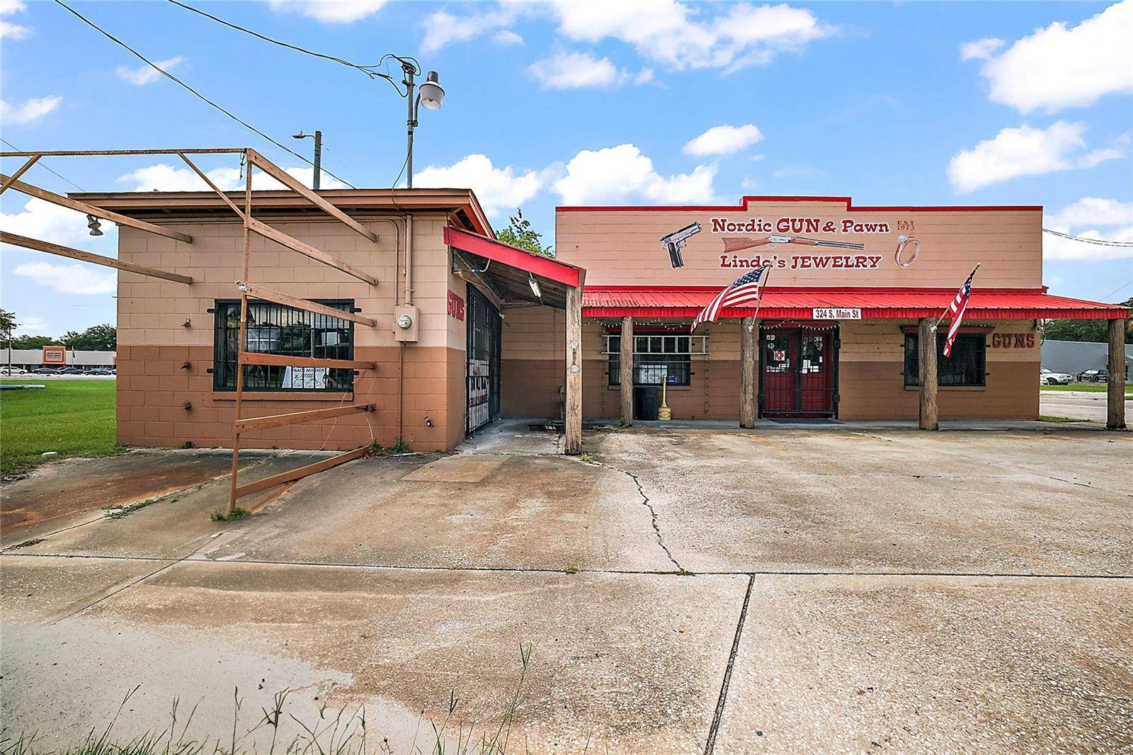 324 S MAIN ST, Wildwood, FL 34785