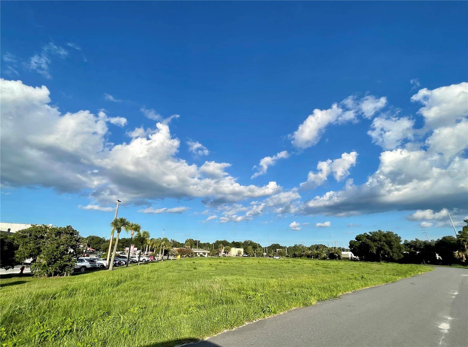 729 N 14TH ST / US HWY 27, Leesburg, FL 34748
