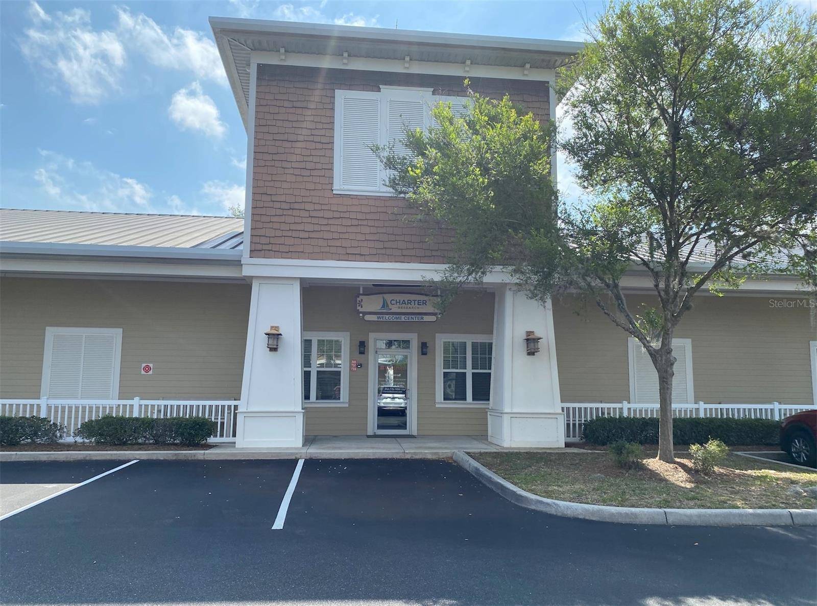 737 COUNTY ROAD 466, Lady Lake, FL 32159