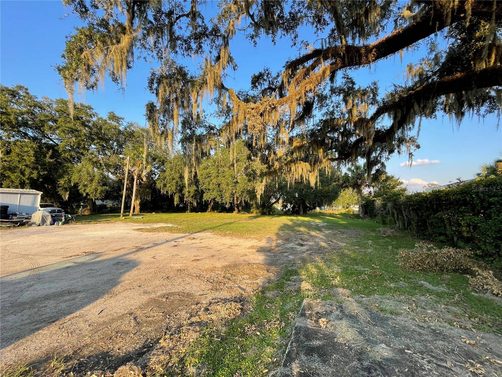 830 S MAIN ST, Wildwood, FL 34785