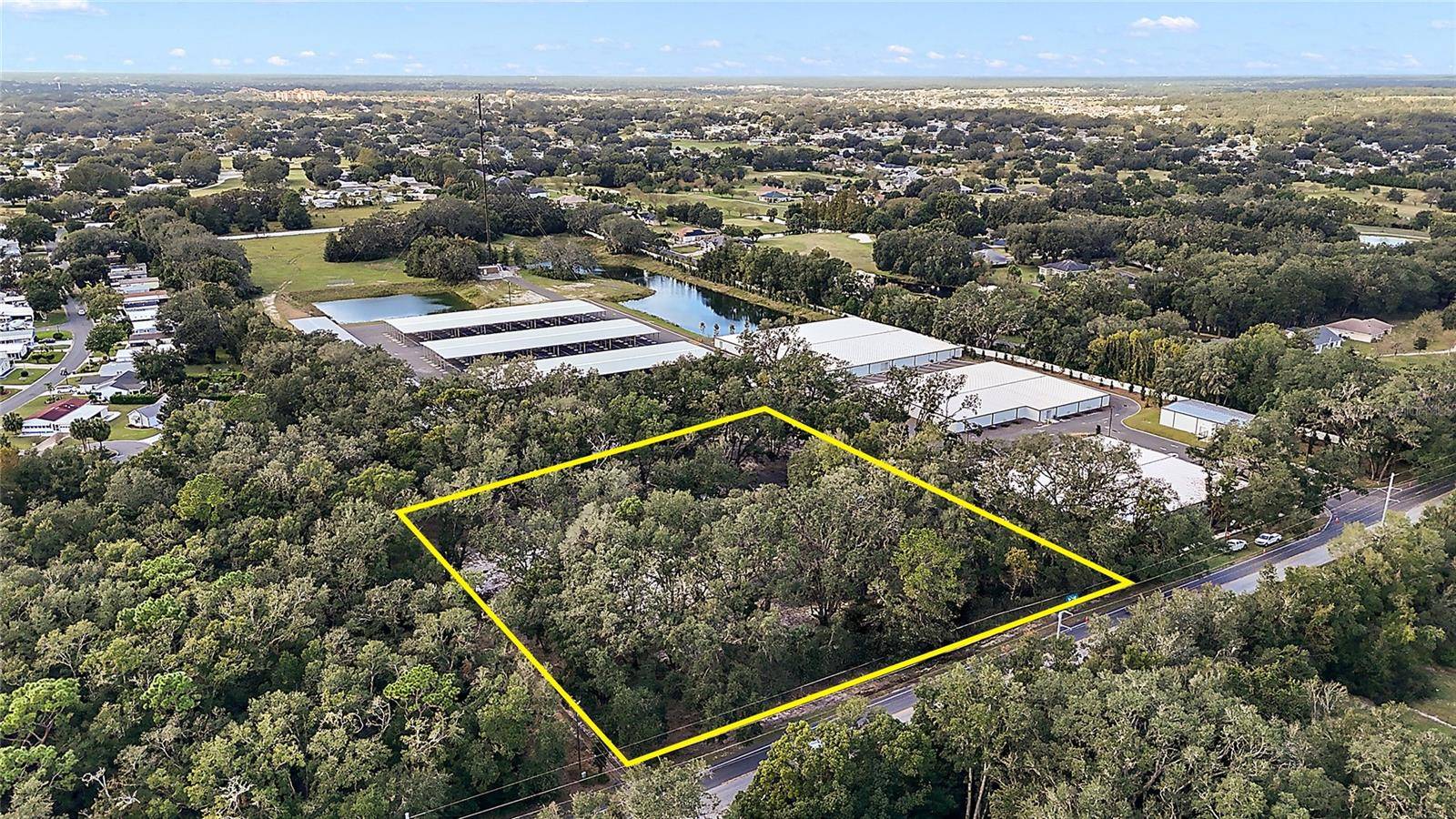 41015 COUNTY ROAD 25, Weirsdale, FL 32195