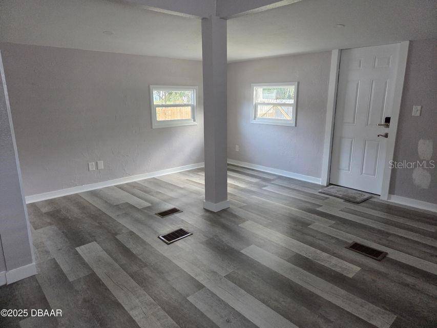 339 MAPLE ST, Daytona Beach, FL 32114