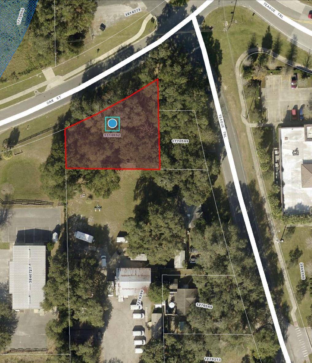 OAK ST, Lady Lake, FL 32159