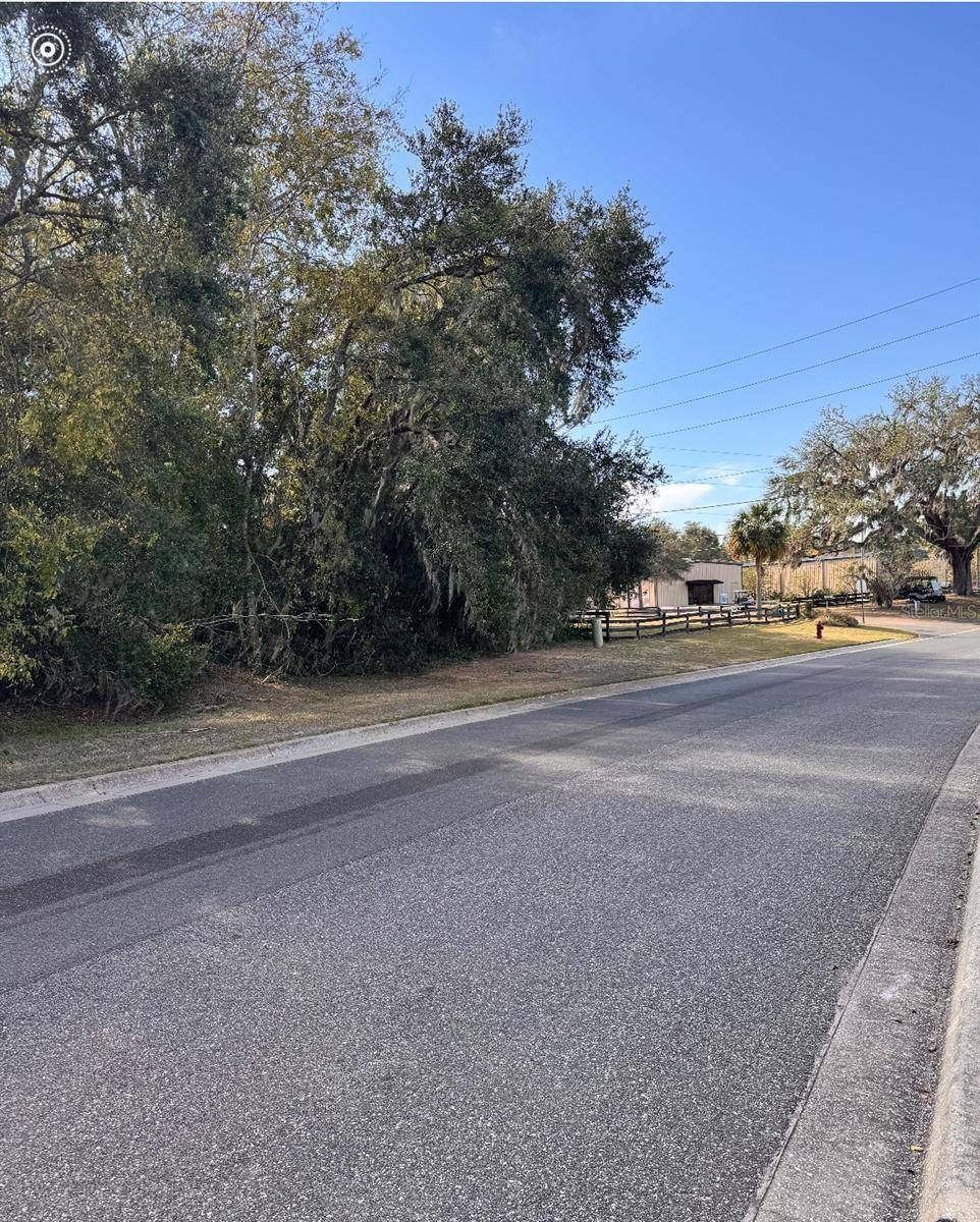 OAK ST, Lady Lake, FL 32159