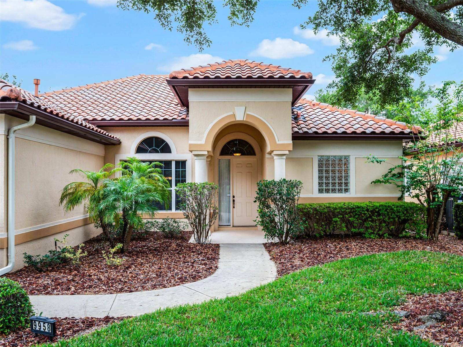 9958 SANTA BARBARA CT, Howey In The Hills, FL 34737