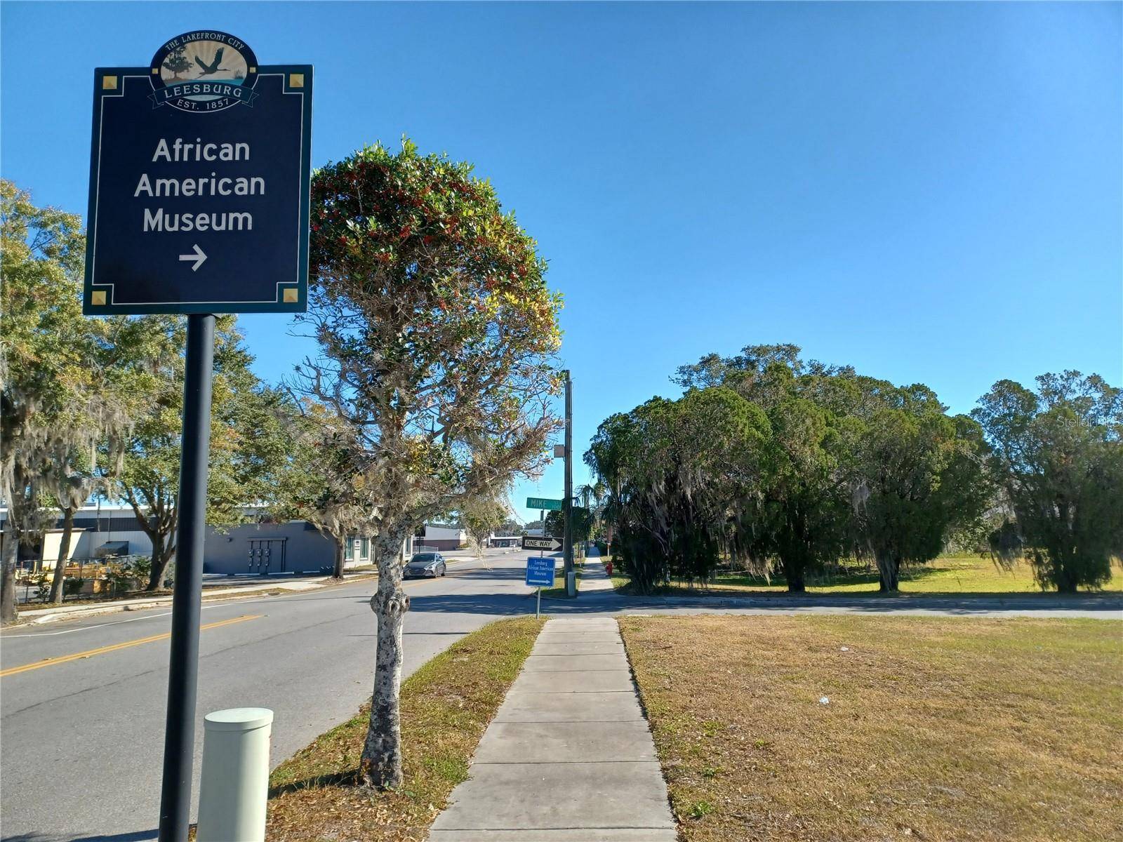 MIKE ST, Leesburg, FL 34748
