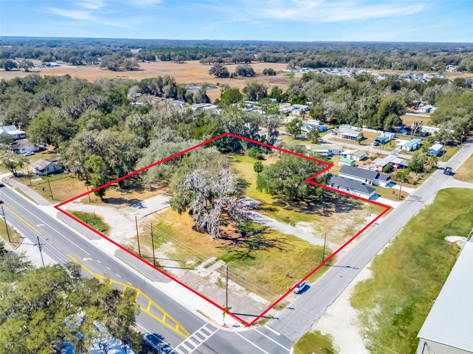 82 S MARKET BLVD, Webster, FL 33597