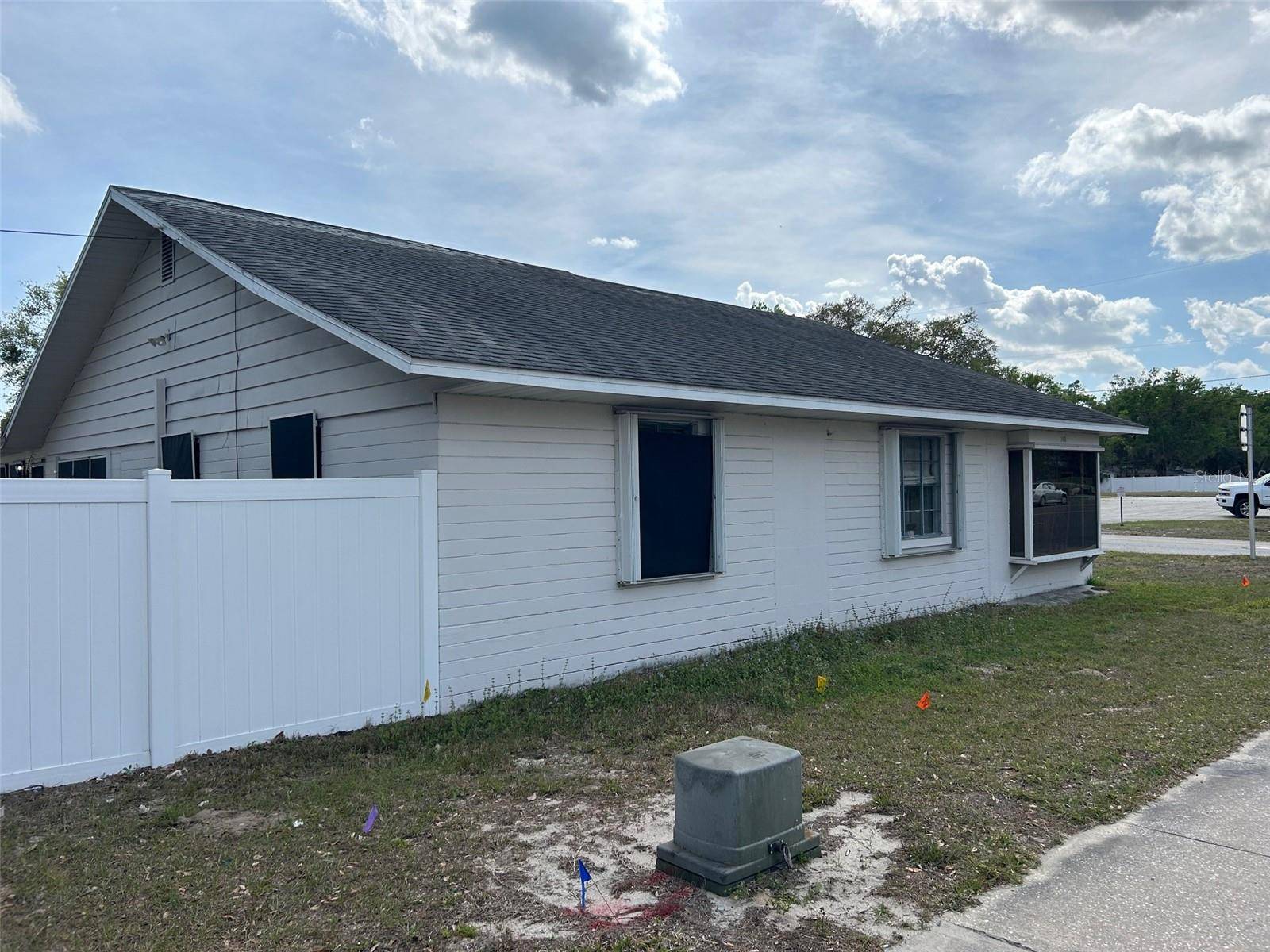 2405 SOUTH ST, Leesburg, FL 34748