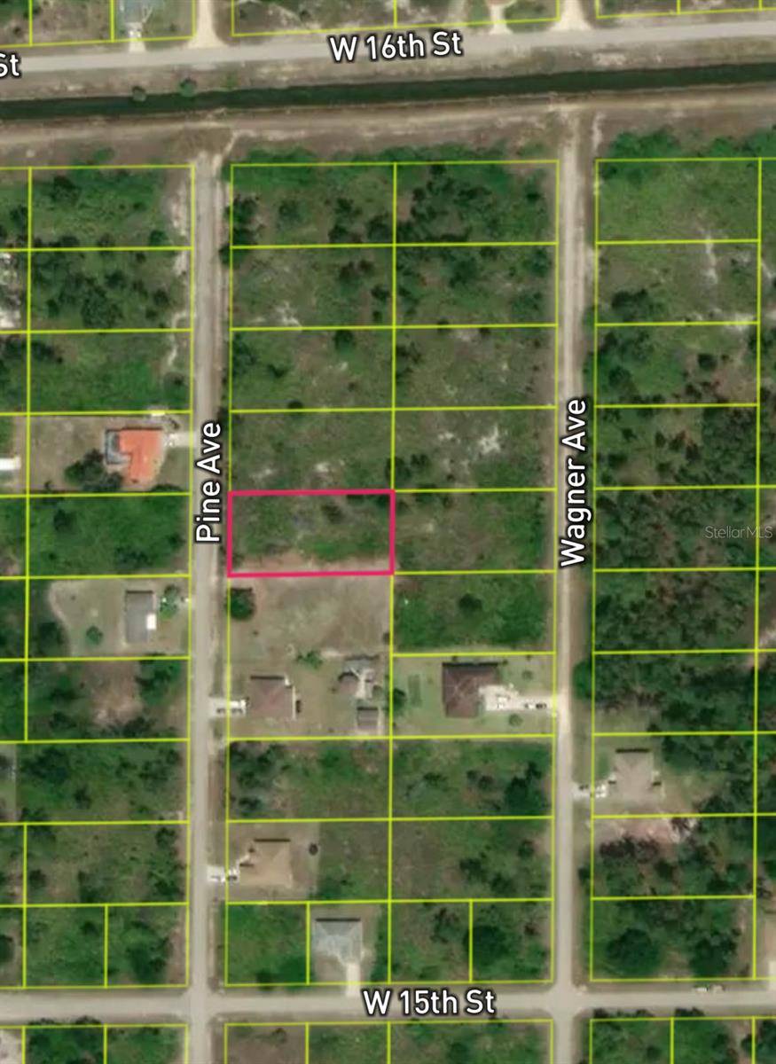 1510 PINE AVE, Lehigh Acres, FL 33972