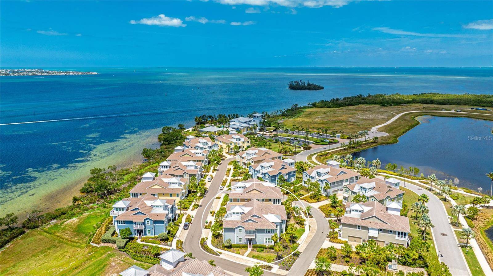283 SAINT LUCIA DR #101, Bradenton, FL 34209