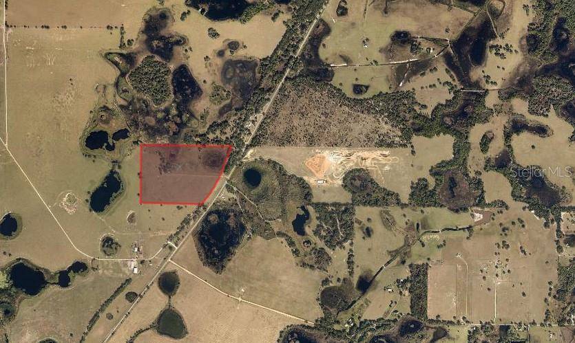 911 COUNTY ROAD 48, Groveland, FL 34736