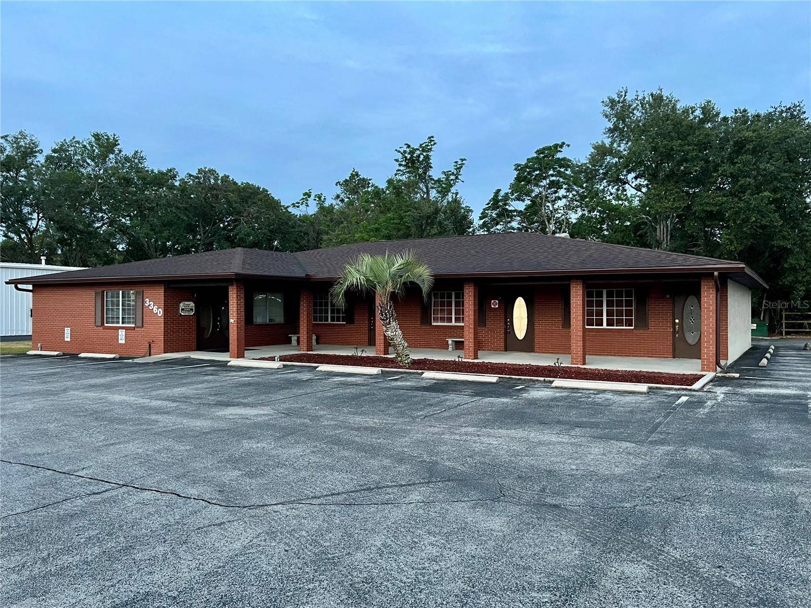 3360 US HIGHWAY 441/27, Fruitland Park, FL 34731