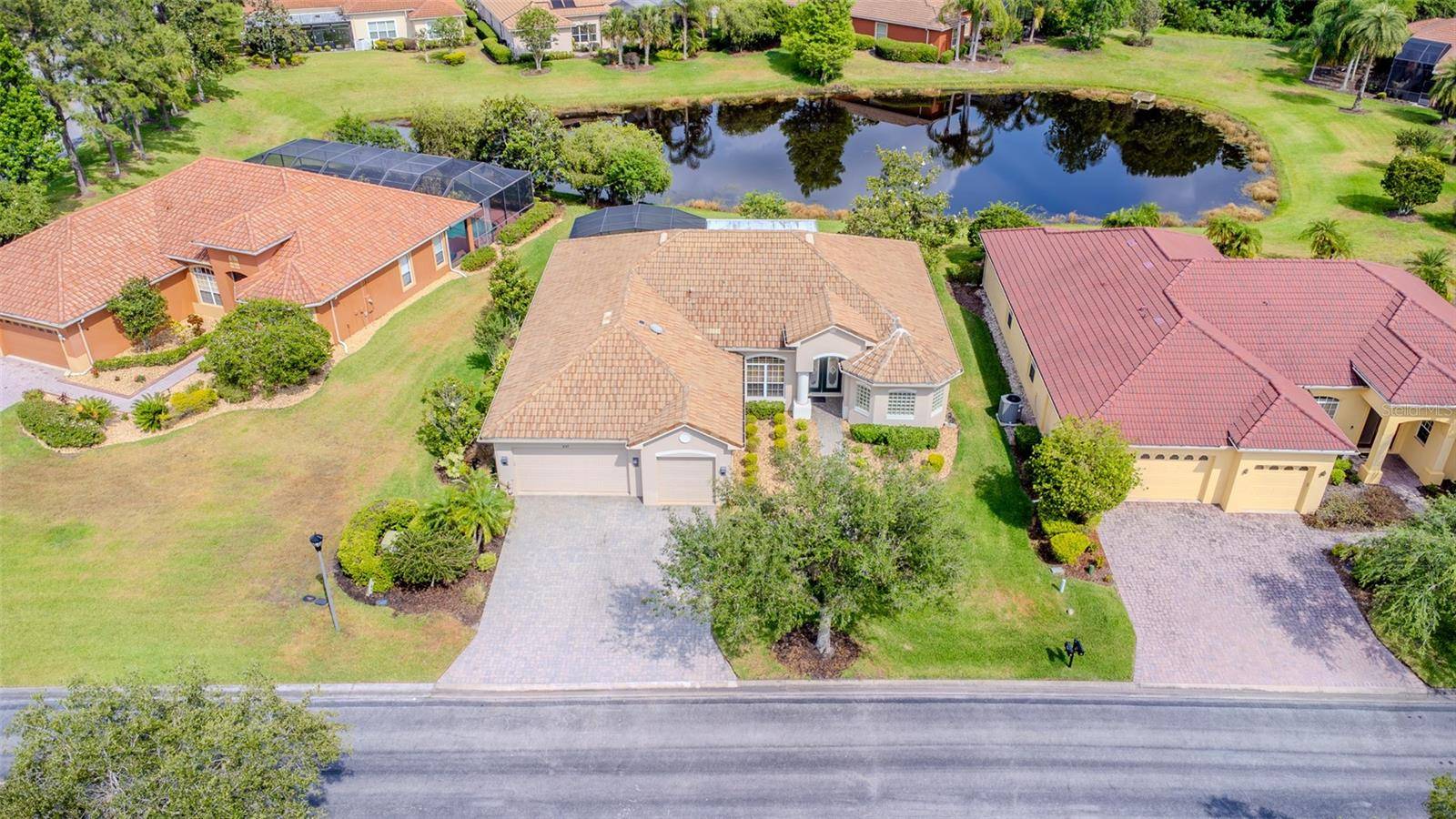 537 MONTAGE LN, Kissimmee, FL 34759