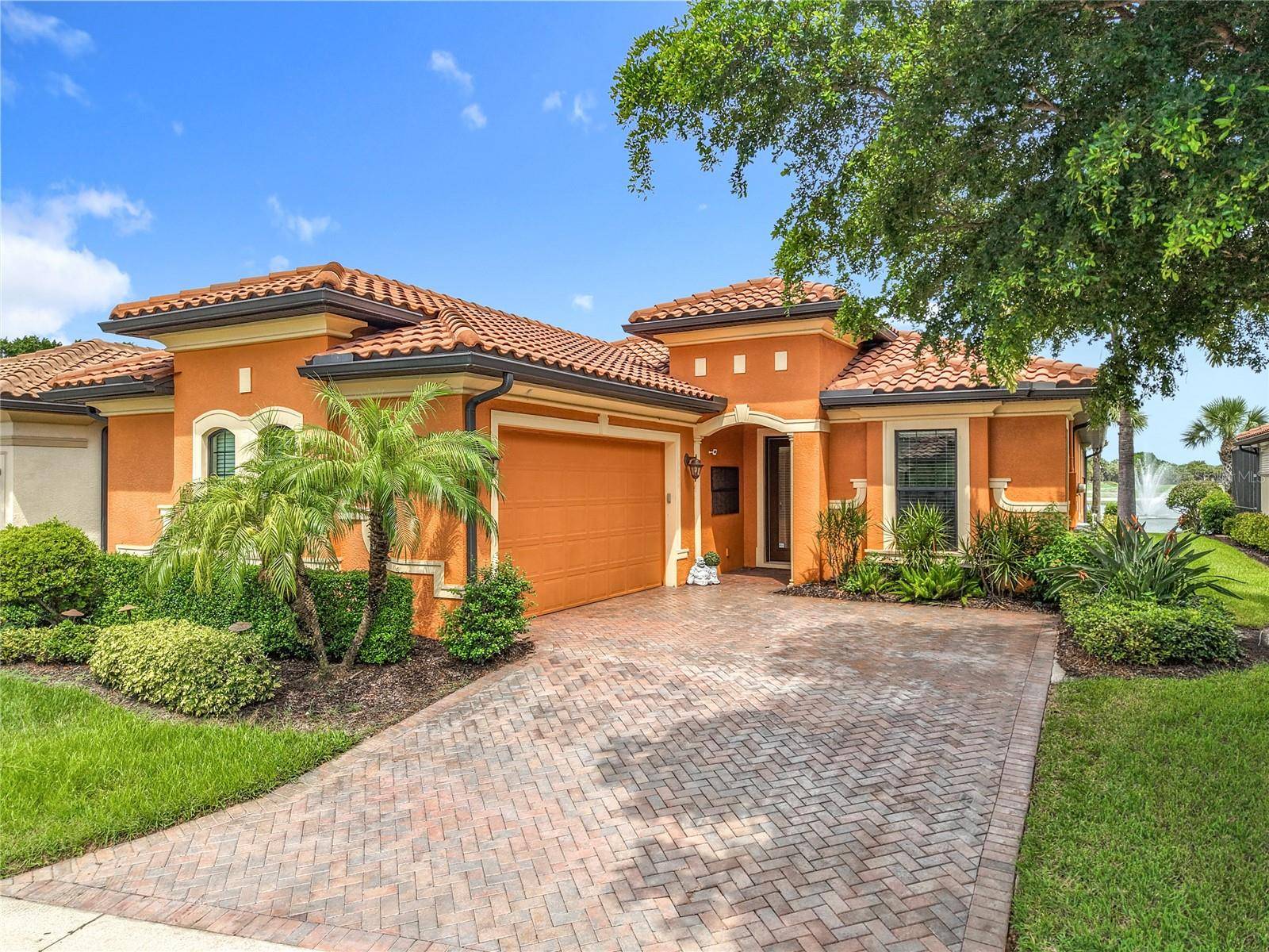 10264 PORTO ROMANO DR, Miromar Lakes, FL 33913