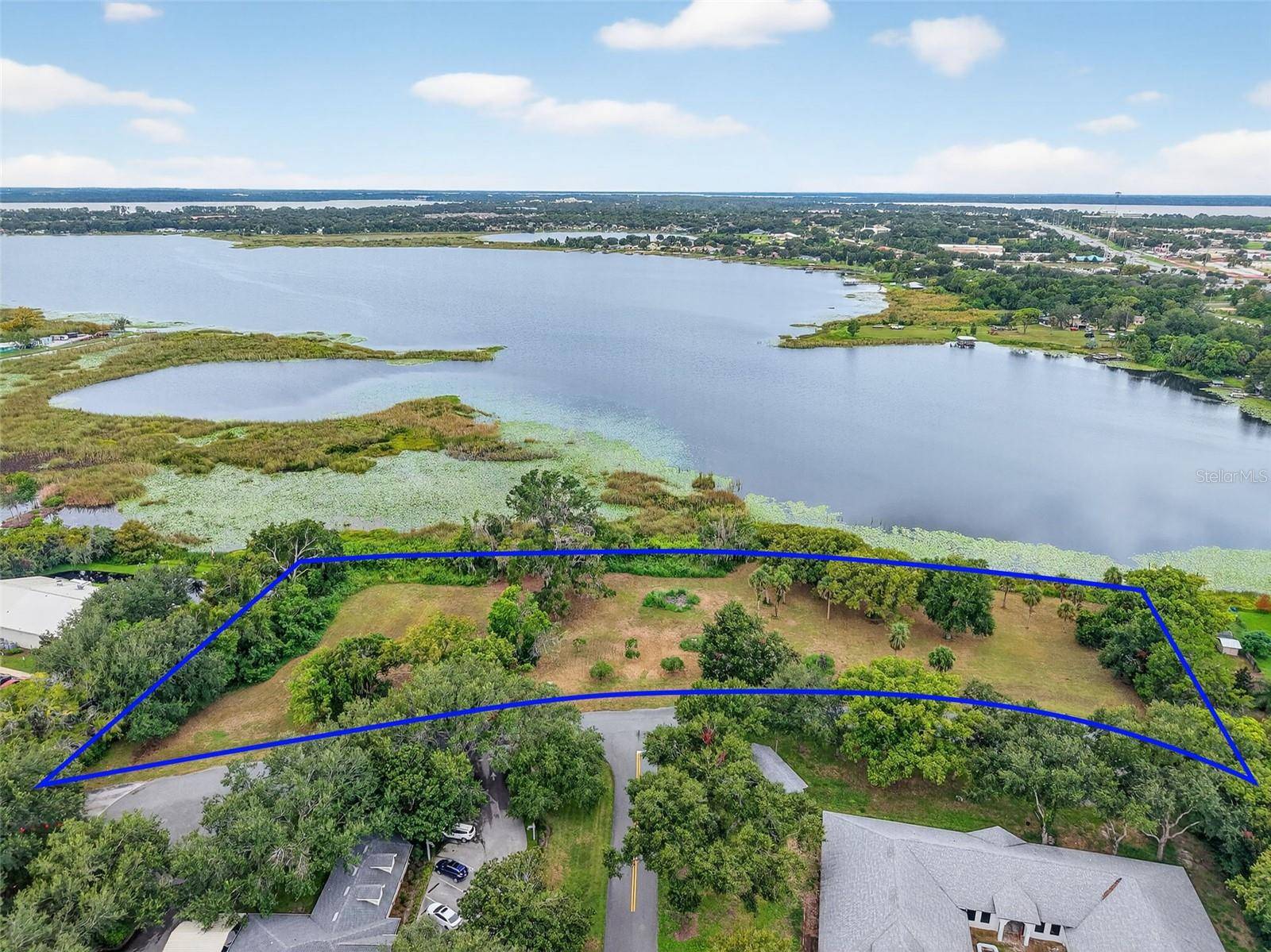 AMVETS WAY, Mount Dora, FL 32757