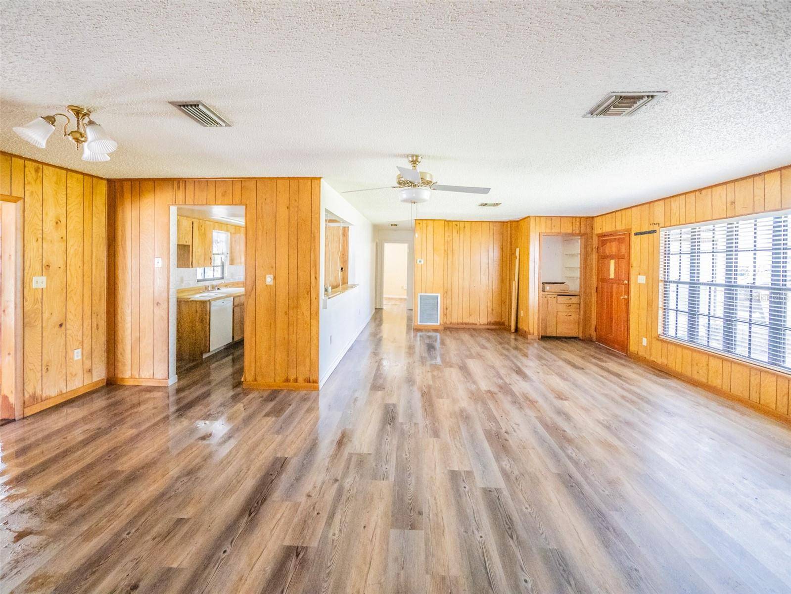 55746 CARROL ST, Astor, FL 32102