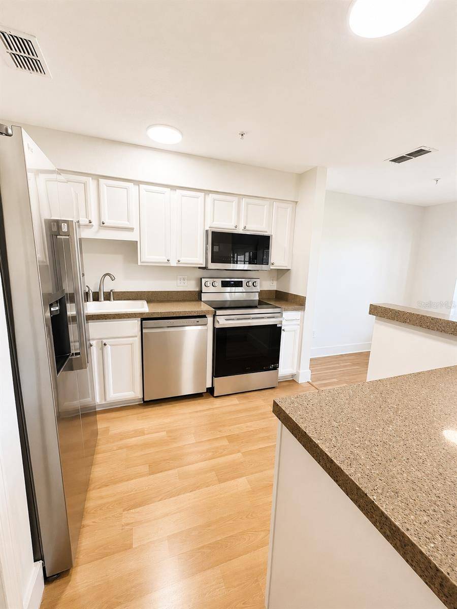 920 LOCH CARRON #16, Apopka, FL 32712
