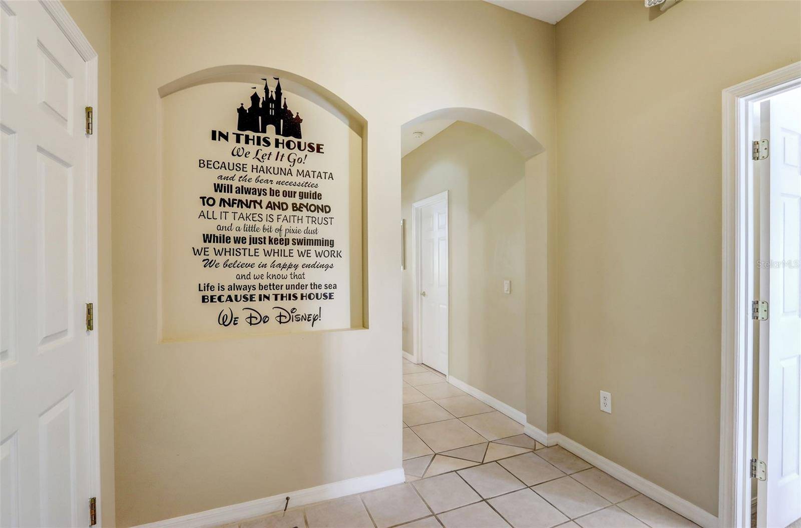 523 BALMORAL DR, Davenport, FL 33896
