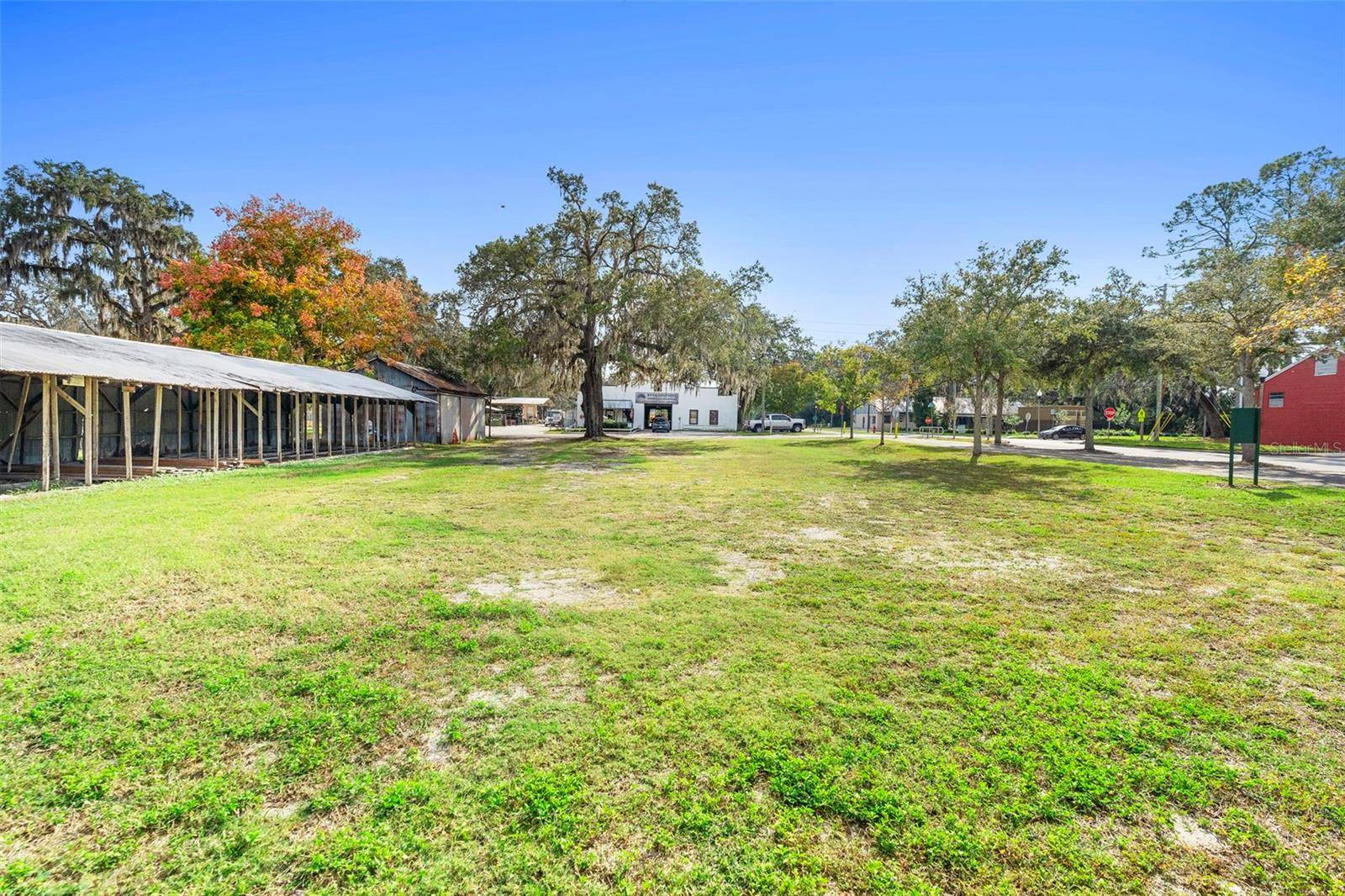 215 E 5TH ST, Apopka, FL 32703