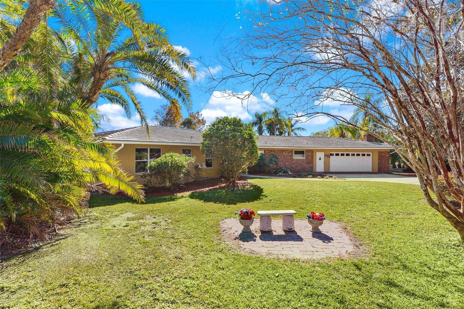 475 GUERRANT ST, Umatilla, FL 32784