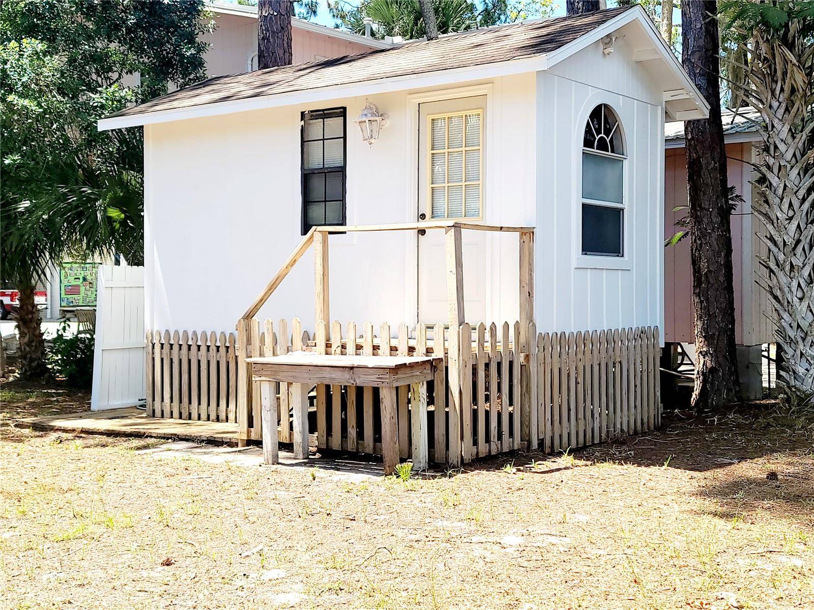 000 SE 245TH ST, Suwannee, FL 32692