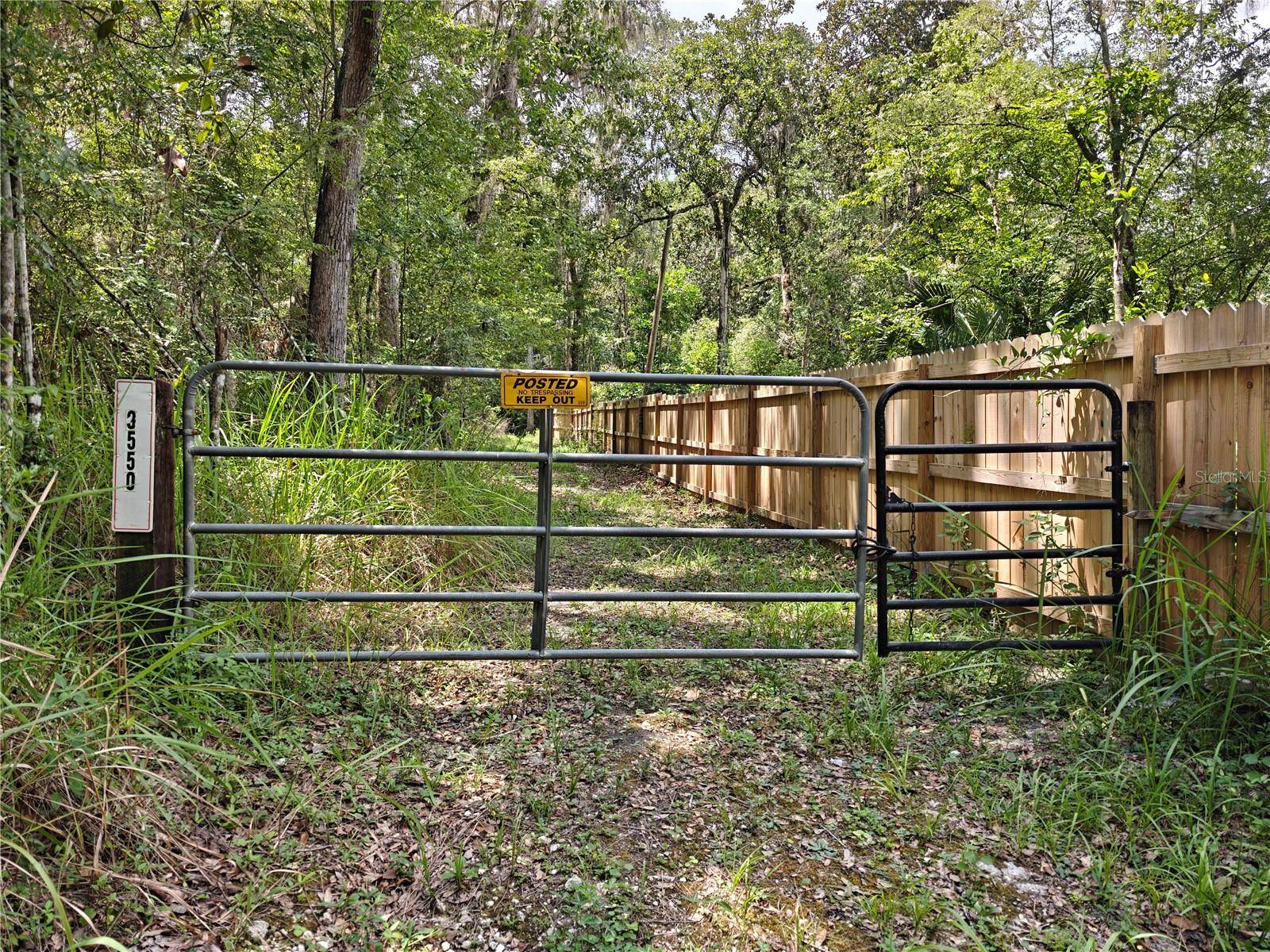 9550 NW 230 ST E, Micanopy, FL 32667