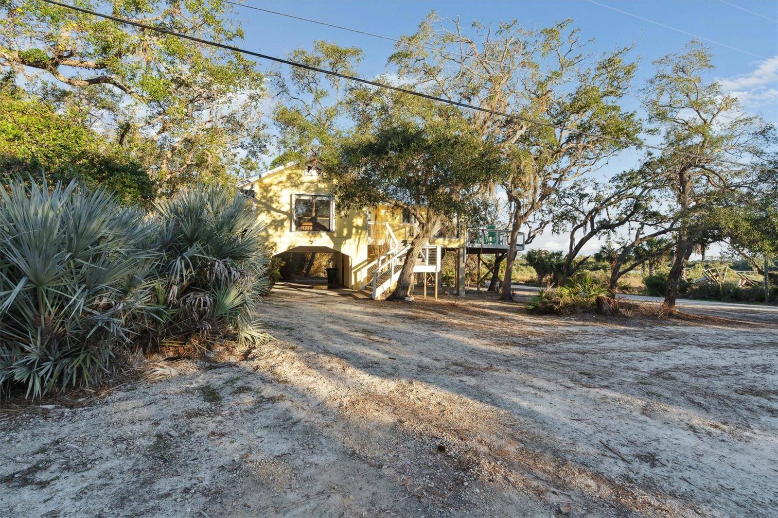 12631 HODGSON AVE, Cedar Key, FL 32625