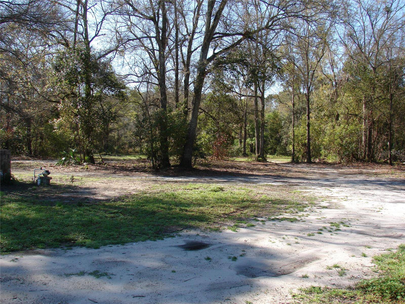 8576 OCALA AVE, Jacksonville, FL 32220